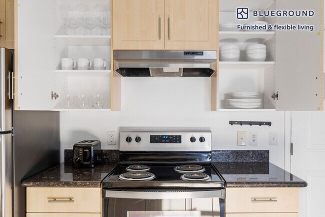 Building Photo - 3608 Flora Vista Ave