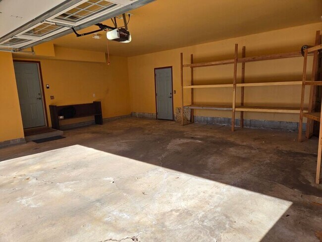 Building Photo - 7210 Juniper Ave