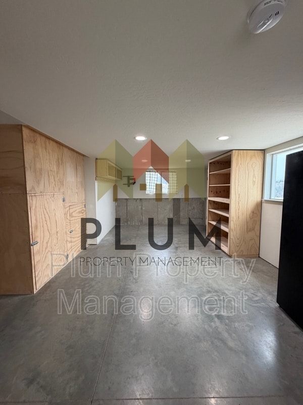 Building Photo - 5838 Upper Woodchuck