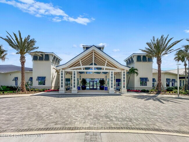Building Photo - 8920 Shoreline Ave
