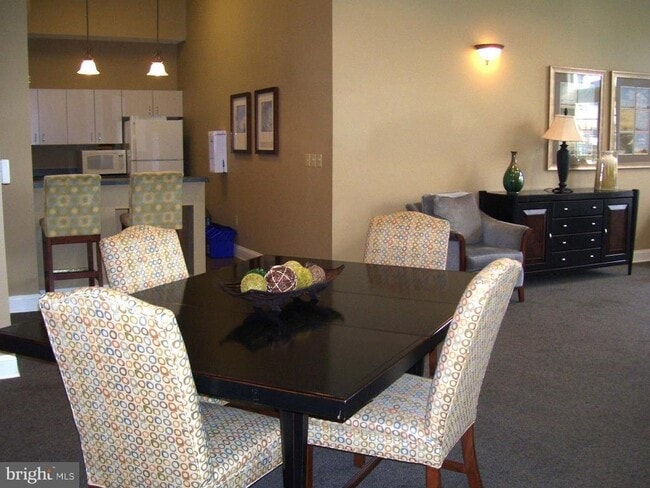 Building Photo - 623 Hurdle Mill Pl