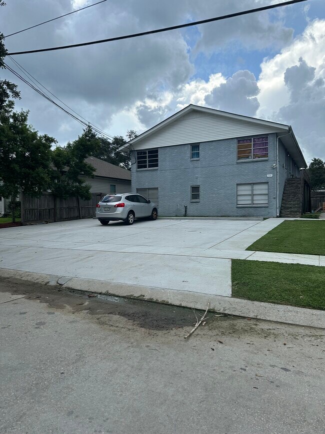 Building Photo - 1229 Brockenbraugh Ct