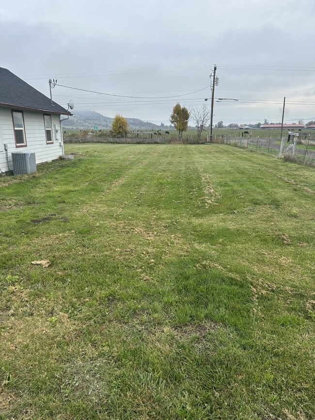 Building Photo - 11505 Table Rock Rd