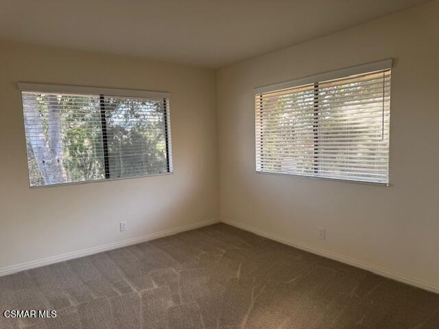 Building Photo - 2485 E Hillcrest Dr