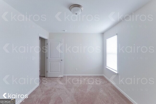 Building Photo - 24 Duluth Dr