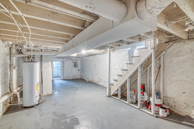 Building Photo - 4834 Olive St