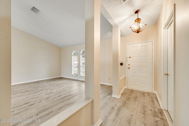 Building Photo - 2540 Wild Wood Dr