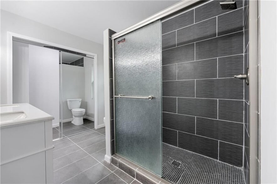 Building Photo - 375 Cleveland Ave SW