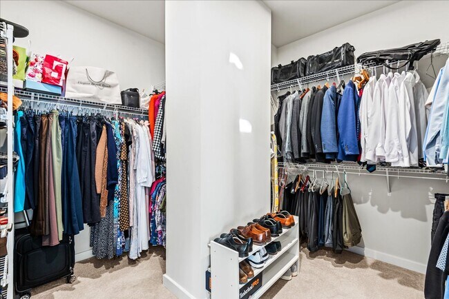 Building Photo - Like New! CLOSE TO I-95 & QUANTICO!