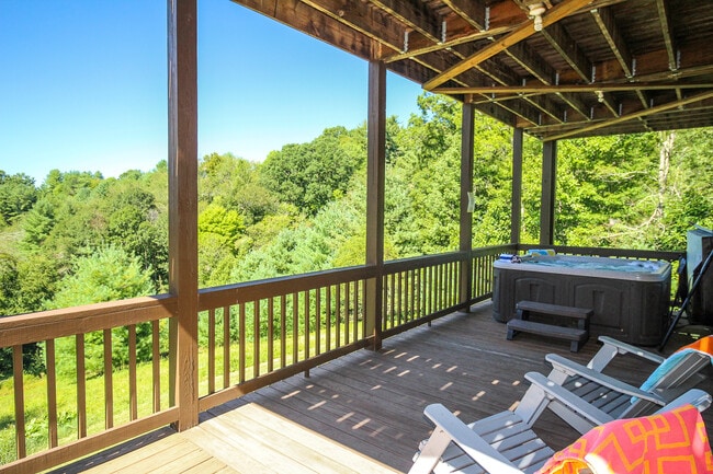 Building Photo - 169 Dream Mountain Rd