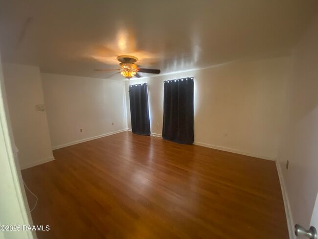 Building Photo - 1656 Bellridge Dr