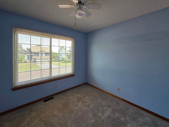 Building Photo - 7309 W 154th Terrace
