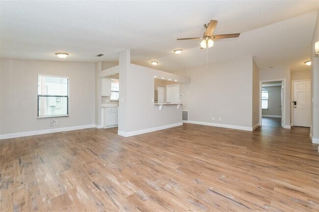Building Photo - 12217 Hidden Brook Dr