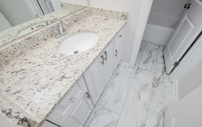 Building Photo - 5006 Anna Crk Wy