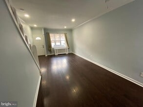 Building Photo - 3189 Memphis St