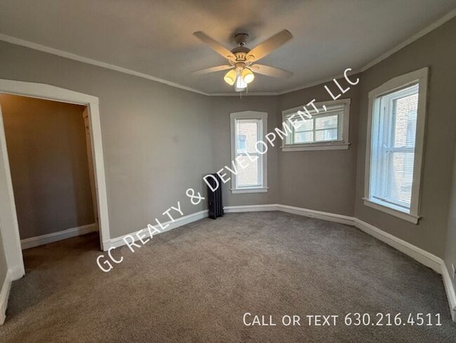 Building Photo - 1504 Pitner Ave
