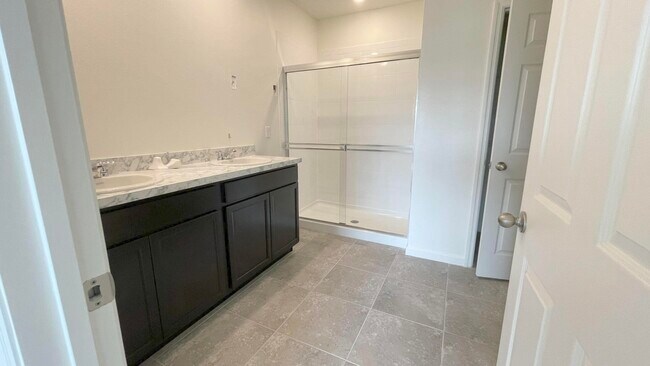 Building Photo - 9617 Potomac Dr