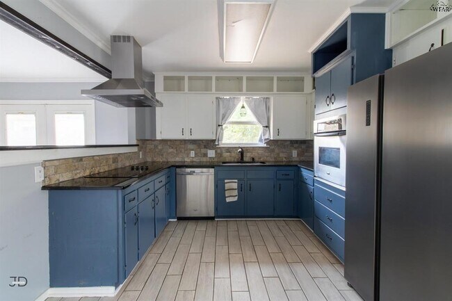 Building Photo - 9 Lackland Cir