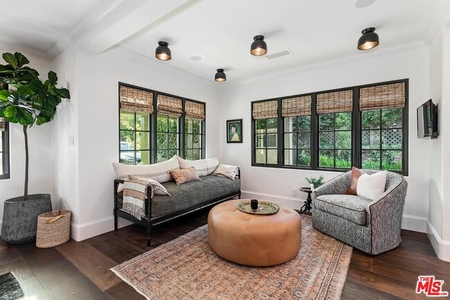 Building Photo - 4416 Arcola Ave