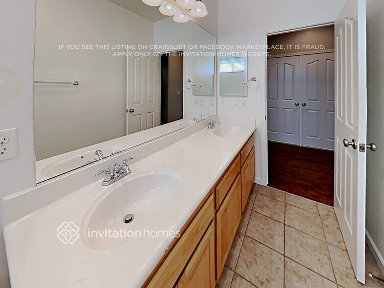 Building Photo - 4254 Natomas Central Dr