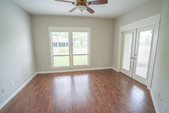 Building Photo - 4144 Greystone Way