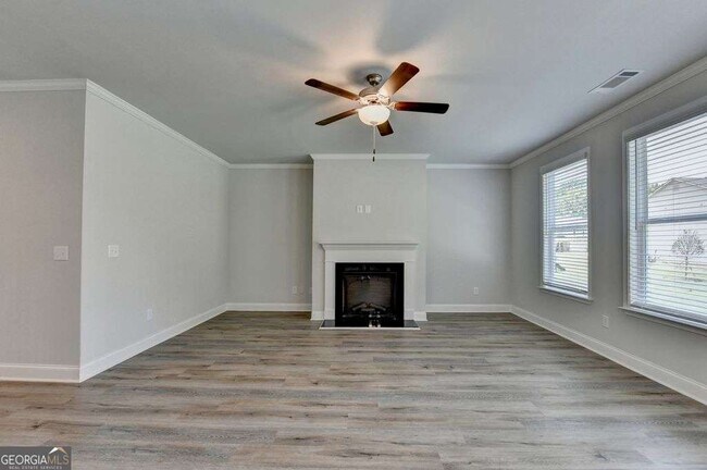 Building Photo - 7309 Yewtree Dr