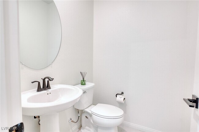 Building Photo - 3777 Alla Rocca Ave