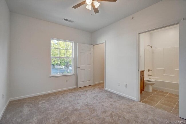 Building Photo - 21512 Aftonshire Dr