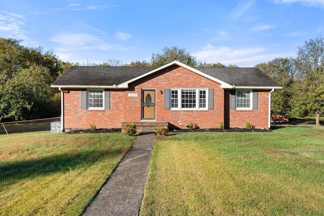 Building Photo - 4012 Oxbow Dr