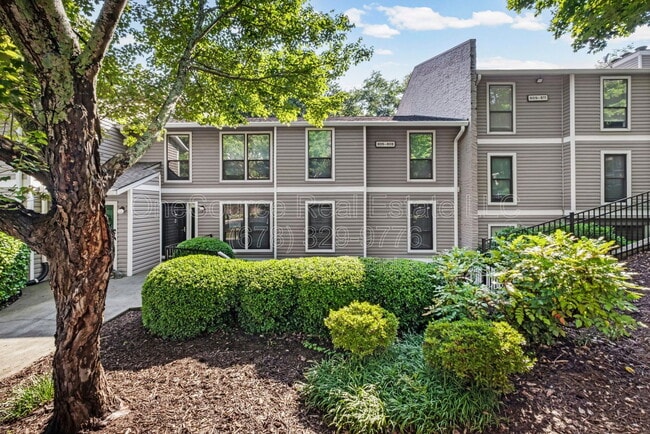 Building Photo - 806 Wynnes Ridge Cir
