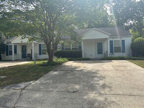 Building Photo - Patio Home in Ashewood Commons