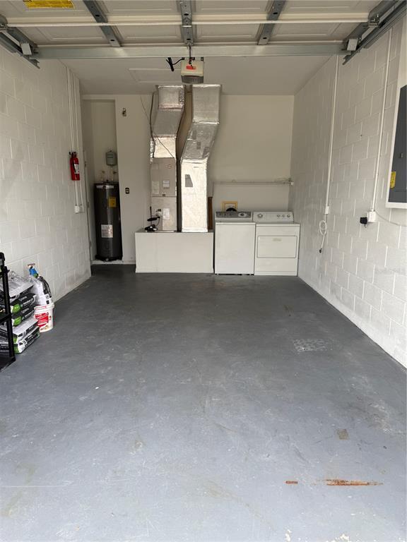 Building Photo - 4 Wood Amber Ln