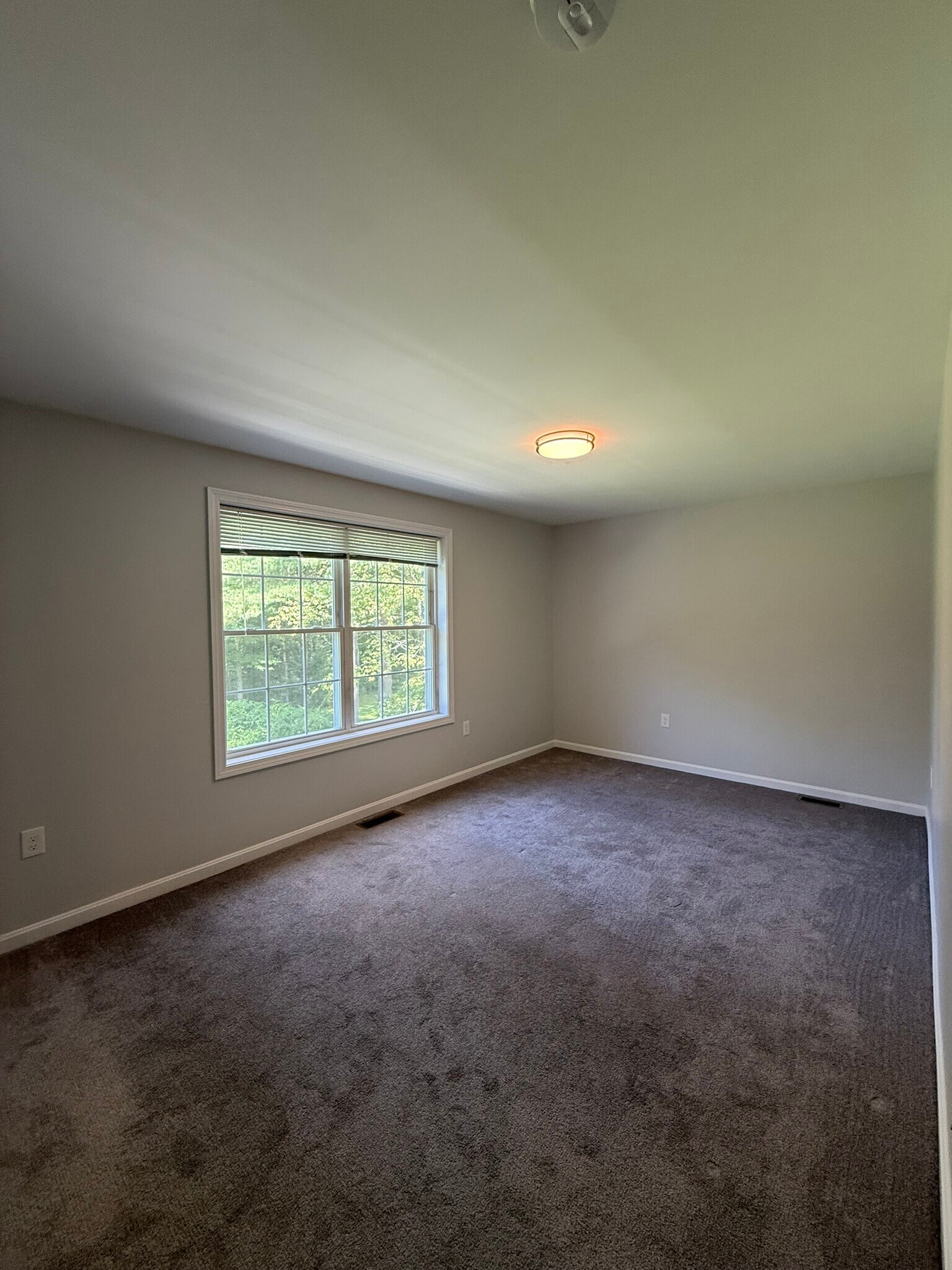 Building Photo - 86 Reservoir Dr