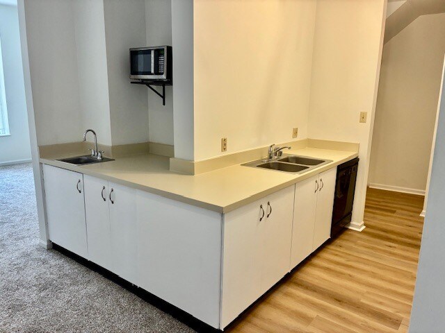 Building Photo - 2336 S 9th St