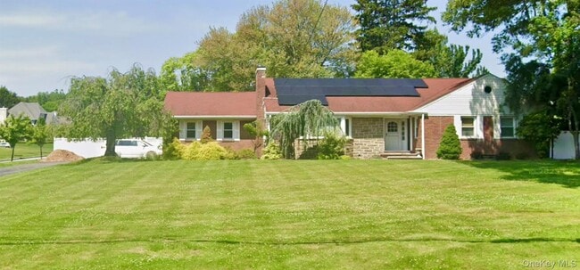 Building Photo - 291 N Little Tor Rd