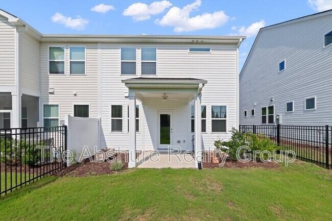Building Photo - 35 Village Edge Dr