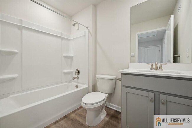 Building Photo - 25 Elliot Ln