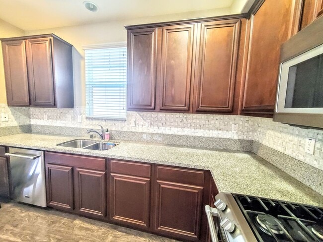 Building Photo - Gorgeous Home- Lots of Upgrades