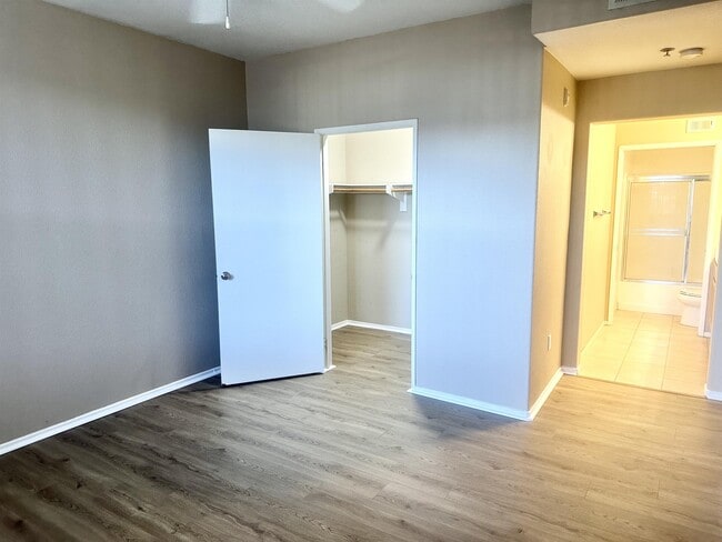 Building Photo - 1710 Paseo Aurora