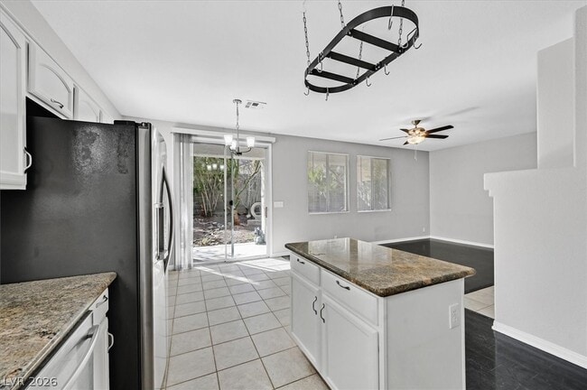 Building Photo - 10609 Austin Bluffs Way