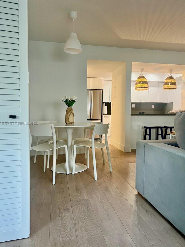 Building Photo - 195 Sunrise Dr