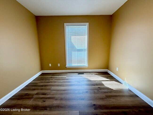 Building Photo - 10631 Dry Creek Way