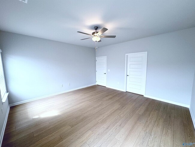 Building Photo - 169 Little Britain St