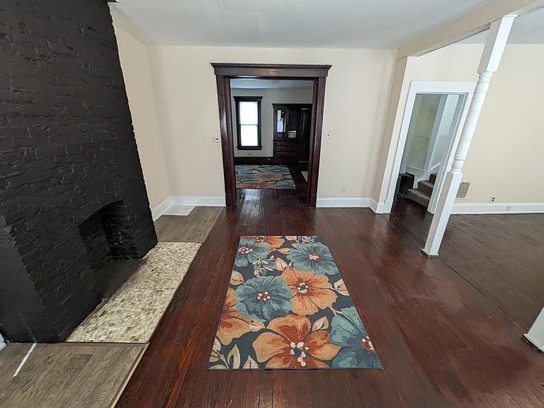 Building Photo - 60 N Harris Ave