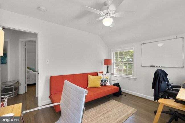 Building Photo - 9311 Woodland Dr