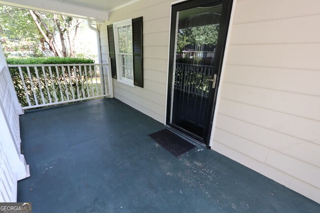 Building Photo - 771 McLendon Dr