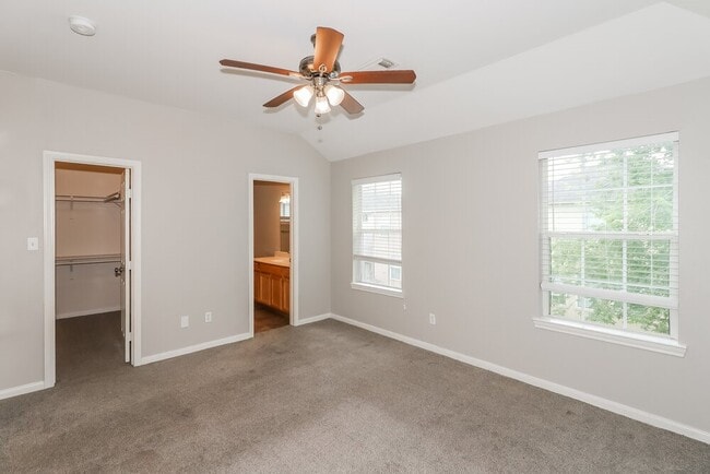 Building Photo - 4923 N Cancun Dr