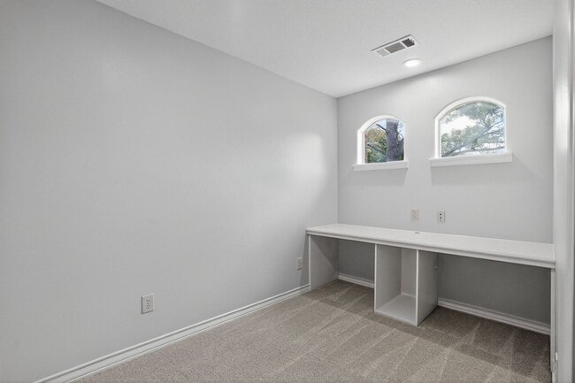 Building Photo - 3705 Whisper Walk