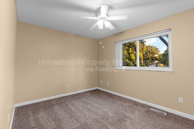 Building Photo - 11860 Shallowbrook Dr