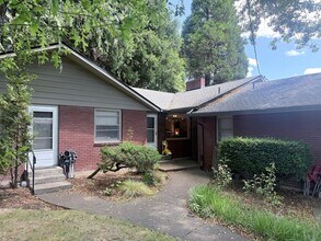 Building Photo - weid03